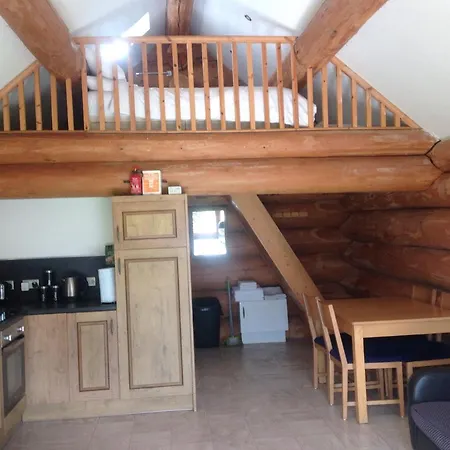 Lyne View, Log Lodge