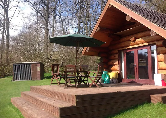 Lyne View, Log Lodge *
